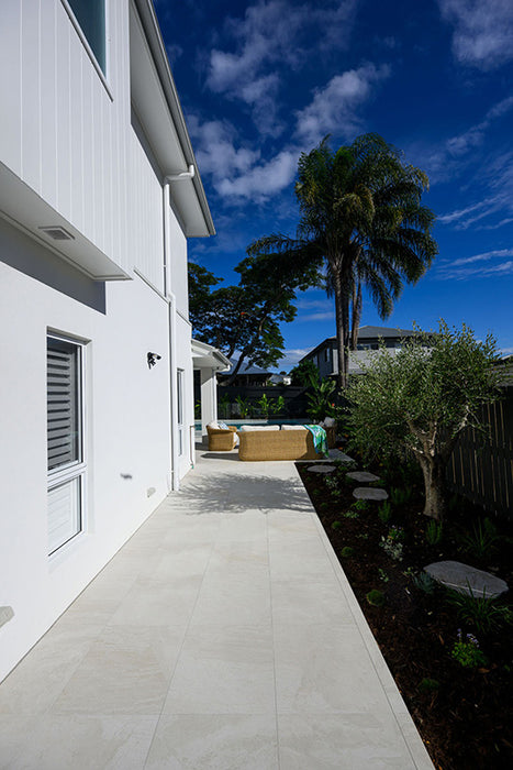 600x600x20mm Marbella Bianco Paver - Grip Finish [0.72m2]